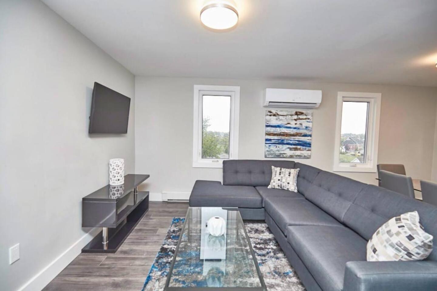 Apartment Fallsview Boutique 2bd 4b *