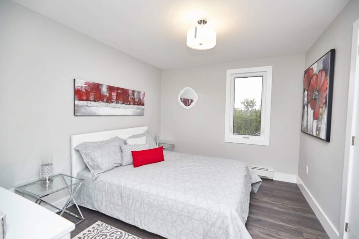 Fallsview Boutique 2bd 4b Apartment *