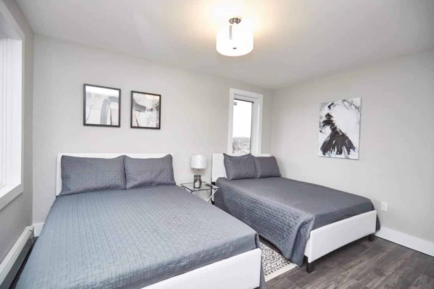 Fallsview Boutique 2bd 4b Niagara Falls
