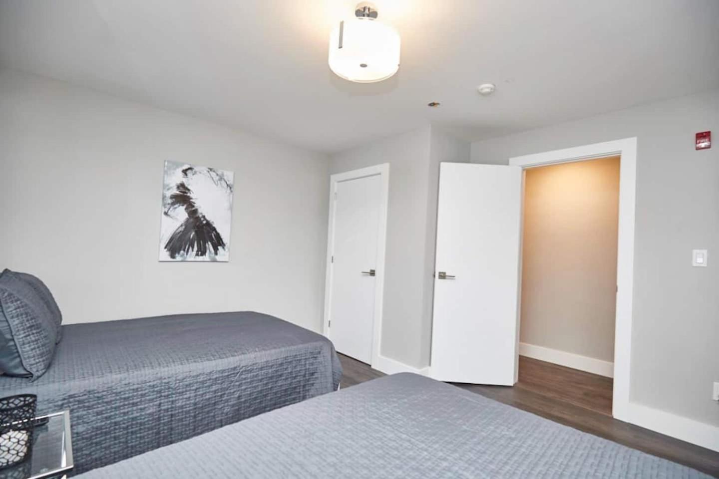 Fallsview Boutique 2bd 4b