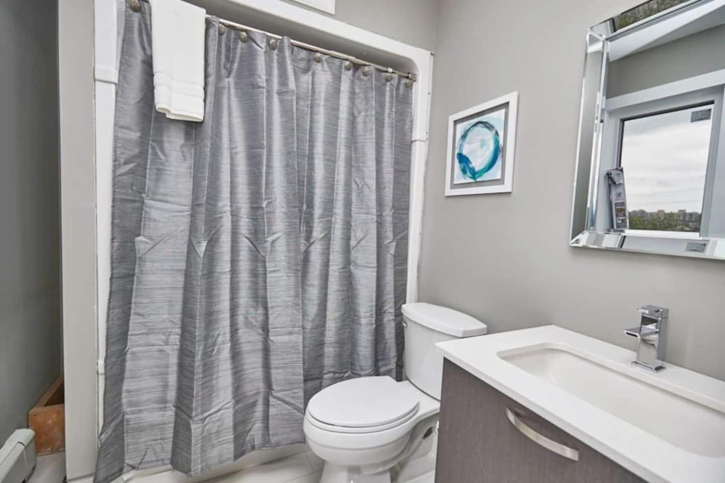 Apartment Fallsview Boutique 2bd 4b *